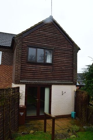  Image of 2 bedroom Detached house for sale in Azalea Walk Banbury OX16 at Azalea Walk  Banbury, OX16 1YW