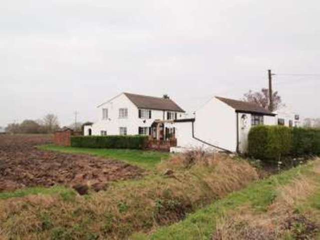  Image of 3 bedroom Detached house for sale in Back Lane Stickford Boston PE22 at Back Lane Stickford Boston, PE22 8EW