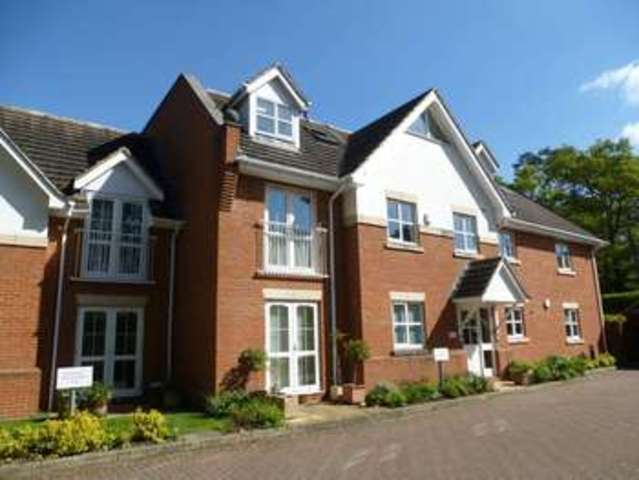  Image of 3 bedroom Flat for sale in Baddesley Road Chandler