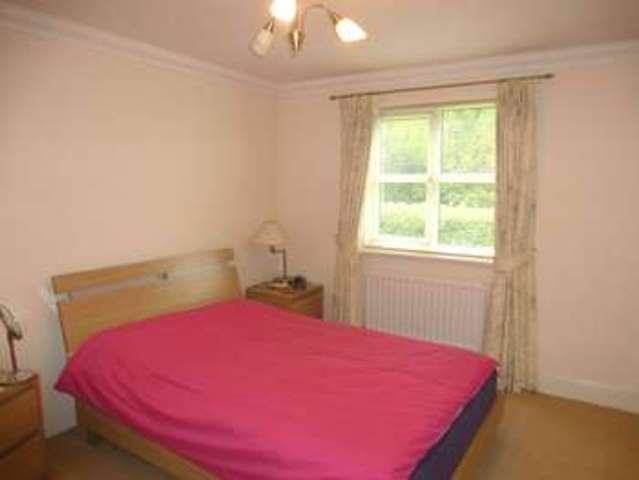  Image of 3 bedroom Flat for sale in Baddesley Road Chandler