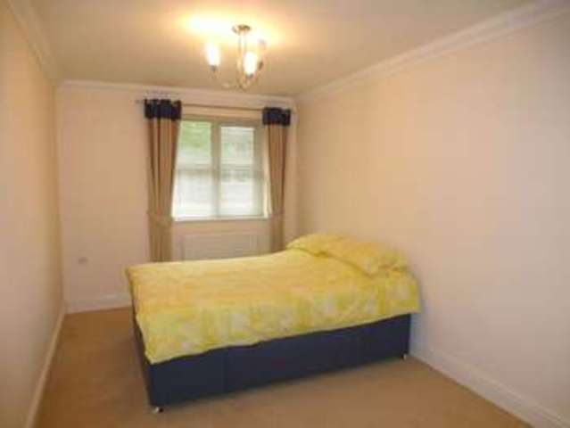  Image of 3 bedroom Flat for sale in Baddesley Road Chandler