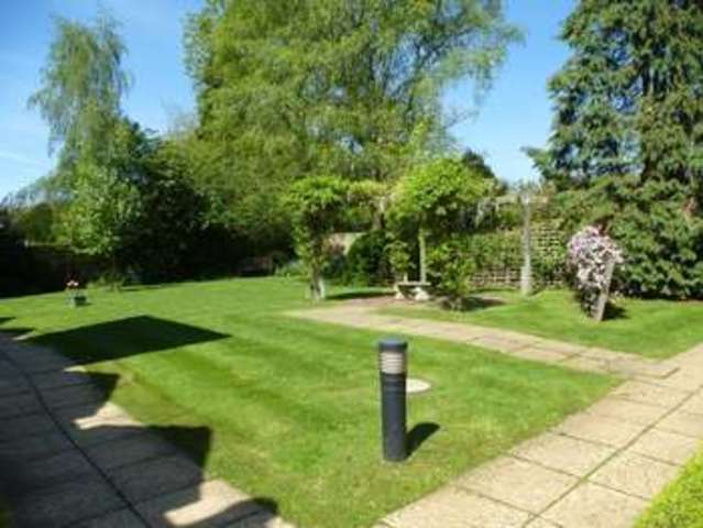 Image of 3 bedroom Flat for sale in Baddesley Road Chandler