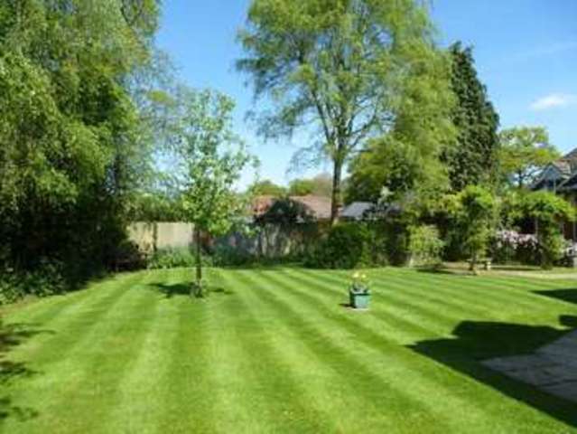  Image of 3 bedroom Flat for sale in Baddesley Road Chandler