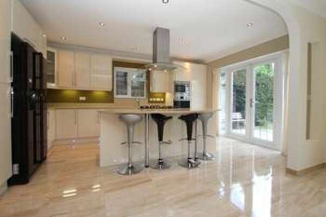  Image of 4 bedroom Detached house for sale in Bagshot Road West End Woking GU24 at West End Surrey West End, GU24 9QR