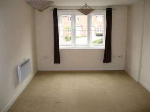  Image of 2 bedroom Flat to rent in Bague Walk Brierley Hill DY5 at Bague Walk  Brierley Hill, DY5 3AT