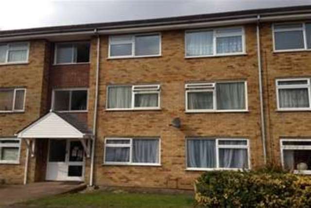  Image of 2 bedroom Flat to rent in Sylvia Close Basingstoke RG21 at Basingstoke, RG21 3ND