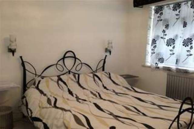  Image of 2 bedroom Flat to rent in Sylvia Close Basingstoke RG21 at Basingstoke, RG21 3ND