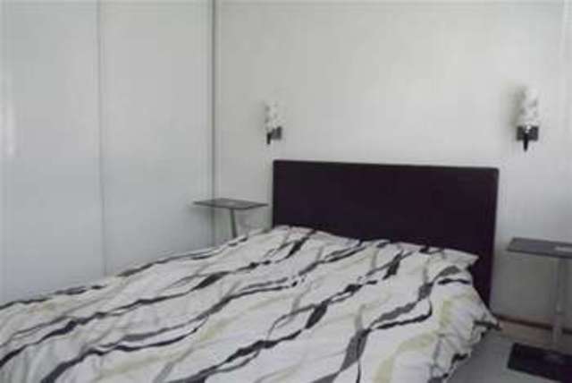  Image of 2 bedroom Flat to rent in Sylvia Close Basingstoke RG21 at Basingstoke, RG21 3ND