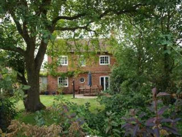  Image of 4 bedroom Detached house for sale in Balderton Lane Coddington Newark NG24 at 41 Balderton Lane Coddington Newark, NG24 2QD