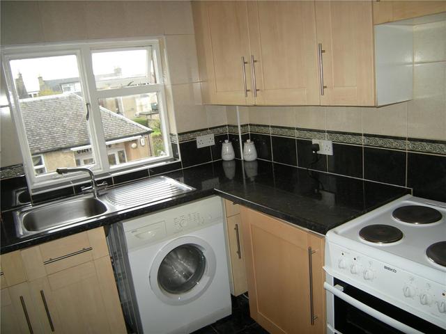  Image of 2 bedroom Flat to rent in Balfour Street Kirkcaldy KY2 at Kirkcaldy Fife Fife, KY2 5HB