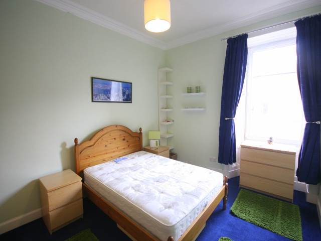  Image of 2 bedroom Flat to rent in Balfour Street Edinburgh EH6 at Leith Walk Edinburgh Edinburgh, EH6 5DL