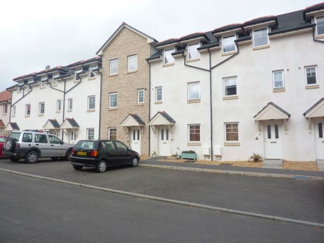  Image of 4 bedroom Town House to rent in Balantyne Place Peebles EH45 at Peebles Borders Borders, EH45 8GA