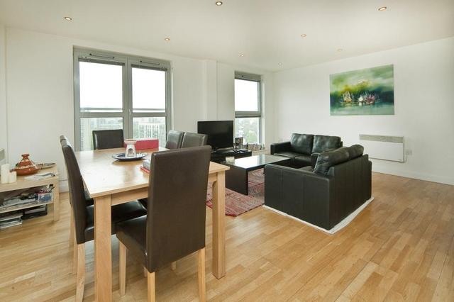  Image of 3 bedroom Flat to rent in Balmes Road London N1 at Hoxton  Hoxton, N1 5TQ