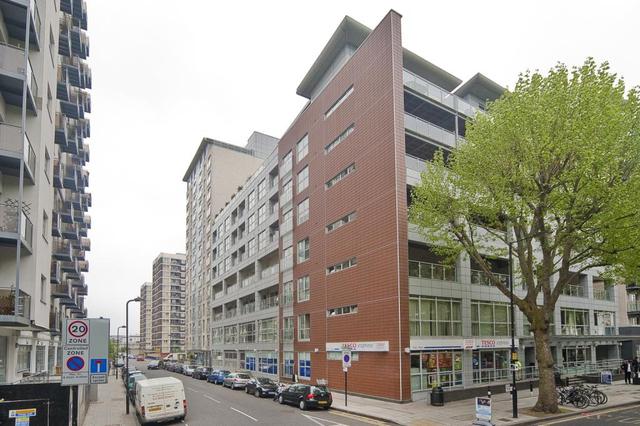  Image of 3 bedroom Flat to rent in Balmes Road London N1 at Hoxton  Hoxton, N1 5TQ