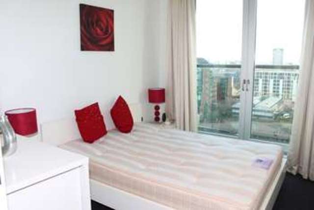  Image of 2 bedroom Flat for sale in Baltimore Wharf London E14 at Canary Wharf, E14 9FT