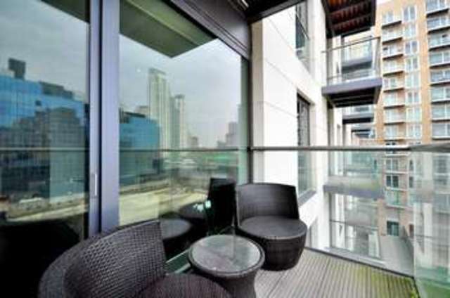  Image of 2 bedroom Flat for sale in Baltimore Wharf London E14 at Canary Wharf, E14 9AQ