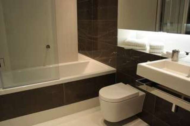 Image of Flat for sale in Baltimore Wharf London E14 at Canary Wharf, E14 9FG