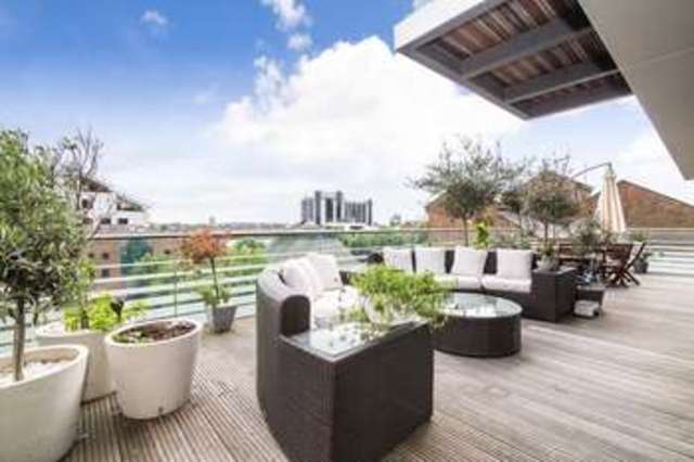  Image of 3 bedroom Flat for sale in Oakland Quay London E14 at London, E14 9EA