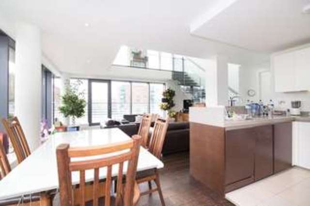  Image of 3 bedroom Flat for sale in Oakland Quay London E14 at London, E14 9EA