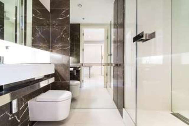 Image of Flat for sale in Baltimore Wharf London E14 at North Boulevard  Canary Wharf, E14 9FG