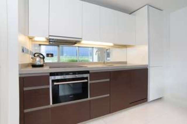  Image of 1 bedroom Flat for sale in Baltimore Wharf London E14 at North Boulevard  Canary Wharf, E14 9AQ