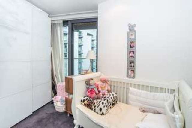  Image of 2 bedroom Flat for sale in Baltimore Wharf London E14 at North Boulevard  Canary Wharf, E14 9AQ