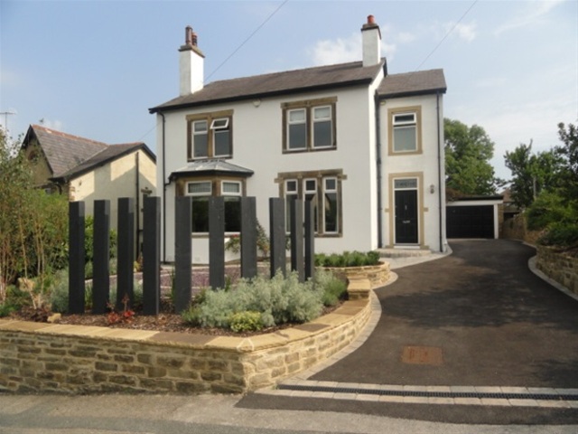  Image of 4 bedroom Detached house for sale in Bankfield Drive Shipley BD18 at Nab Wood, Shipley, BD18 4AD