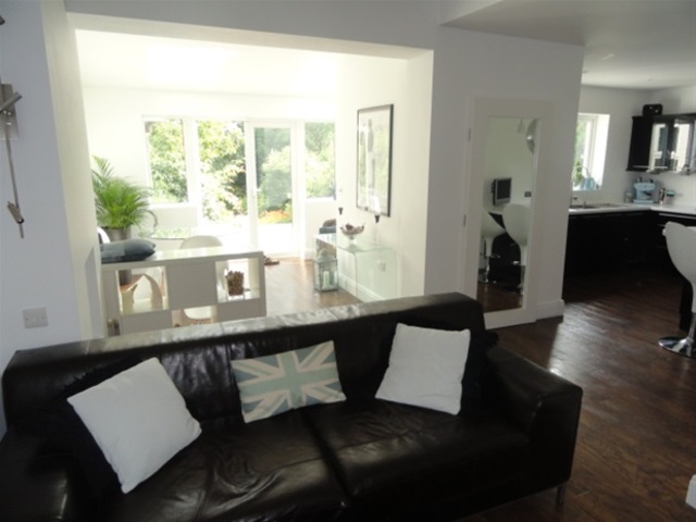  Image of 4 bedroom Detached house for sale in Bankfield Drive Shipley BD18 at Nab Wood, Shipley, BD18 4AD