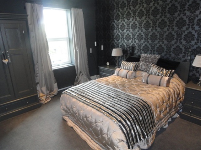 Image of 4 bedroom Detached house for sale in Bankfield Drive Shipley BD18 at Nab Wood, Shipley, BD18 4AD