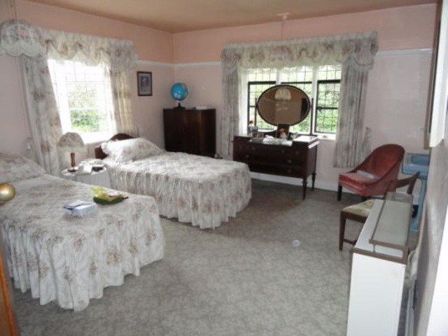  Image of 4 bedroom Detached house for sale in Bankfield Road Shipley BD18 at Shipley, BD18 4AT