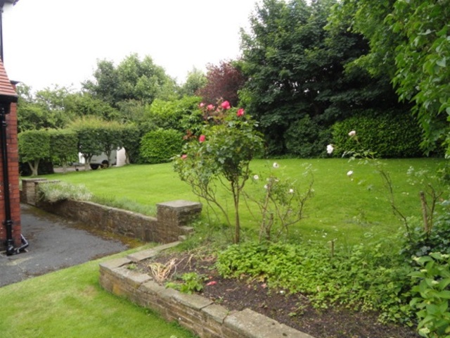  Image of 4 bedroom Detached house for sale in Bankfield Road Shipley BD18 at Shipley, BD18 4AT