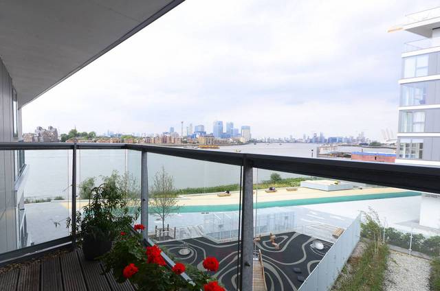  Image of 2 bedroom Flat to rent in Banning Street London SE10 at Banning Street  Greenwich, SE10 0FE