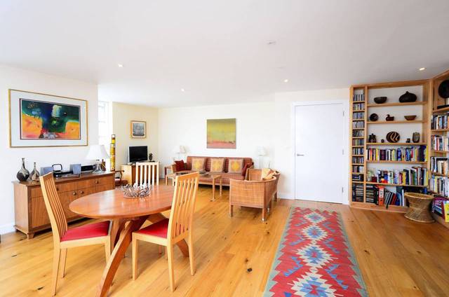  Image of 2 bedroom Flat to rent in Banning Street London SE10 at Banning Street  Greenwich, SE10 0FE