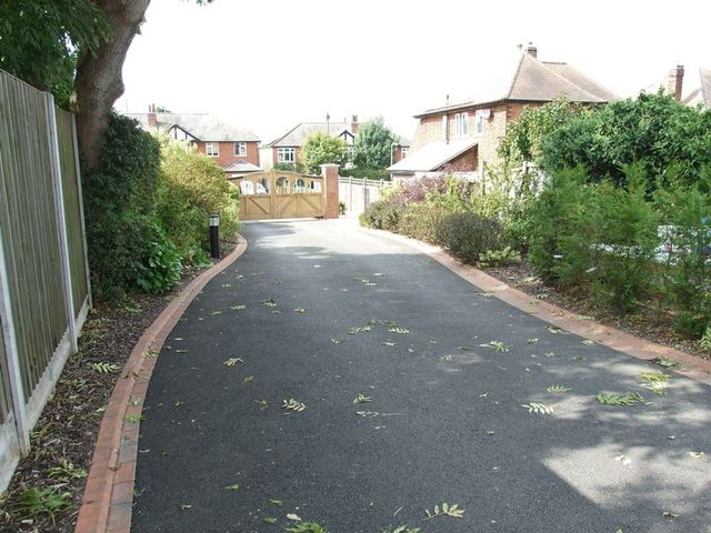  Image of 4 bedroom Detached house for sale in Oak Tree Court Tollerton Nottingham NG12 at Oak Tree Court  Tollerton, NG12 4HJ