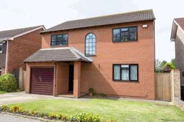  Image of 4 bedroom Detached house for sale in Barn Close Emsworth PO10 at Barn Close  Emsworth, PO10 7LJ