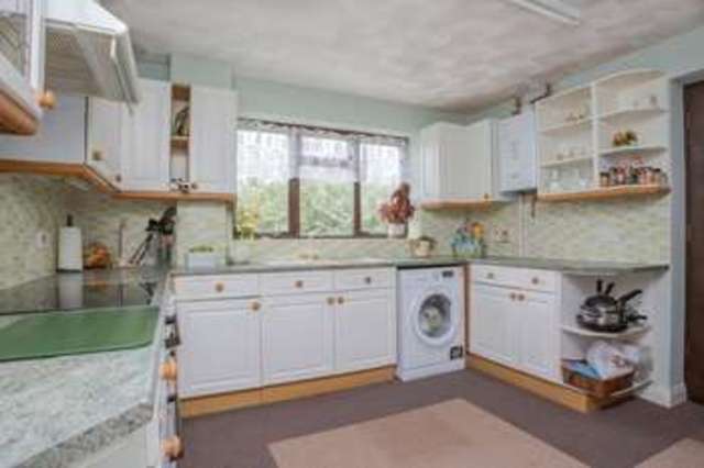  Image of 4 bedroom Detached house for sale in Barn Close Emsworth PO10 at Barn Close  Emsworth, PO10 7LJ