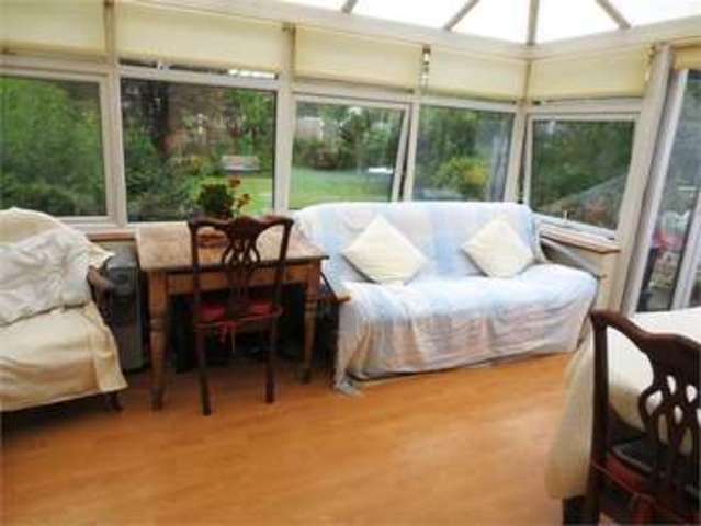  Image of 4 bedroom Detached house for sale in Barnard Road Leigh-on-Sea SS9 at Barnard Road Leigh on sea Leigh-on-Sea, SS9 3PH