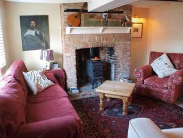  Image of 2 bedroom Semi-Detached house for sale in Barnby Lane Claypole Newark NG23 at 12 Barnby Lane Claypole Newark, NG23 5BD
