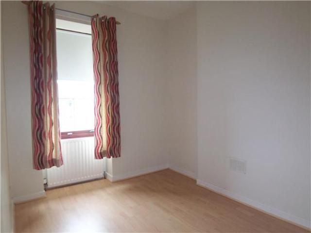  Image of 2 bedroom Flat to rent in Barnes Street Barrhead Glasgow G78 at Barrhead East Renfrewshire East Renfrewshire, G78 1EH