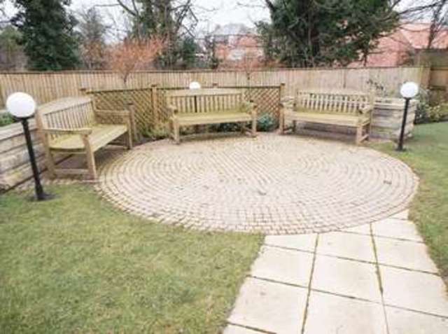  Image of 1 bedroom Flat for sale in Charles Brigg Avenue Howden Goole DN14 at Charles Briggs Avenue Howden Goole, DN14 7FA