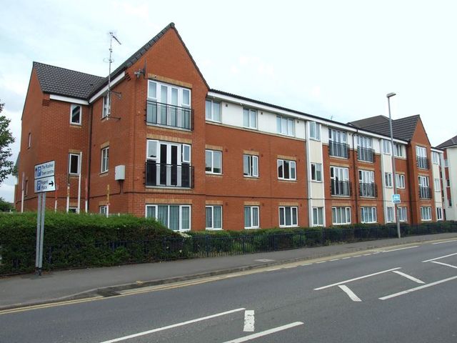 Image of 2 bedroom Flat for sale in Barnsdale Close Loughborough LE11 at Barnsdale Close  Loughborough, LE11 5AN