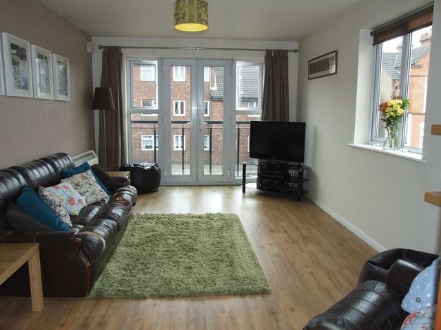  Image of 2 bedroom Flat for sale in Barnsdale Close Loughborough LE11 at Barnsdale Close  Loughborough, LE11 5AN