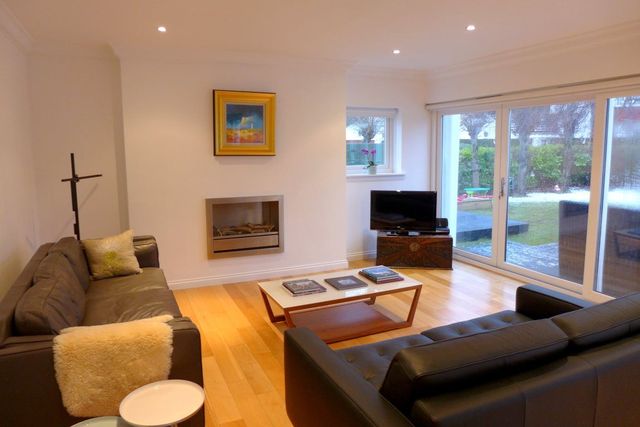  Image of 4 bedroom Detached house to rent in Barnton Loan Edinburgh EH4 at Barnton Edinburgh Edinburgh, EH4 6JQ