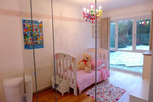  Image of 4 bedroom Detached house to rent in Barnton Loan Edinburgh EH4 at Barnton Edinburgh Edinburgh, EH4 6JQ