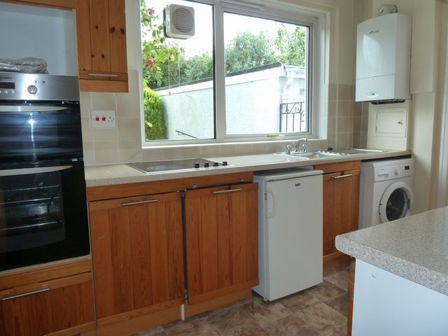  Image of 3 bedroom Semi-Detached house to rent in Barnton Park View Edinburgh EH4 at Barnton Edinburgh Edinburgh, EH4 6HH