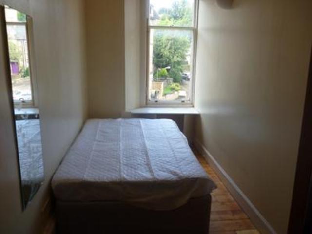  Image of 2 bedroom Flat to rent in Barnton Street Stirling FK8 at Stirling  Stirling, FK8 1NA