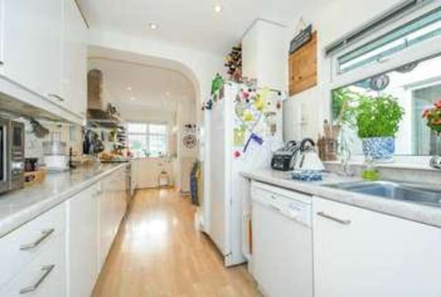  Image of 4 bedroom Detached house for sale in Batchworth Lane Northwood HA6 at Northwood, HA6 3DU