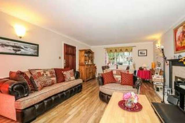  Image of 5 bedroom Detached house for sale in Batchworth Lane Northwood HA6 at Northwood, HA6 3HE