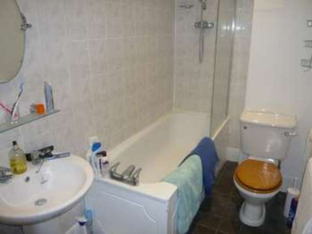  Image of 2 bedroom Apartment to rent in Spencers Belle Vue Bath BA1 at BA1 5ER  Bath, BA1 5ER