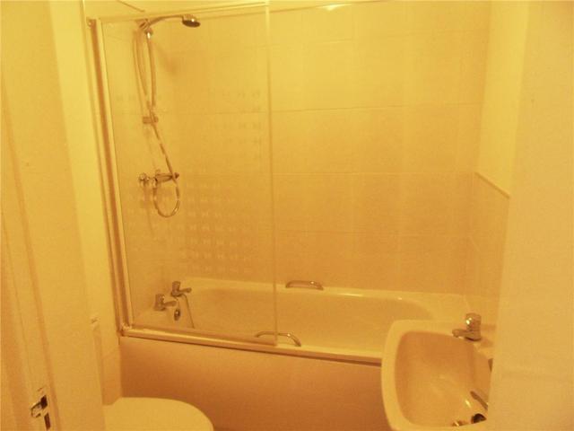  Image of 1 bedroom Flat to rent in Bathgate Street Dennistoun Glasgow G31 at Dennistoun Glasgow Glasgow, G31 1DU